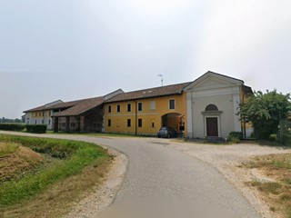 Immobile commerciale in Vendita a Vigevano, zona Sforzesca, 546'400€, 2927 m²