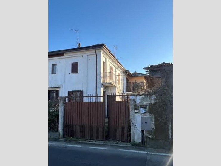 Trilocale in Vendita a Gambolò, zona Remondo', 14'058€, 63 m²