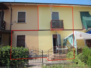 Appartamento in Vendita a Robbio, 19'407€, 85 m², con Box