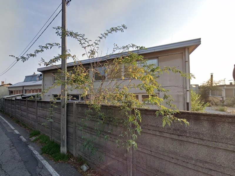 Capannone in Vendita a Giussano, 1'085'251€, 7976 m²