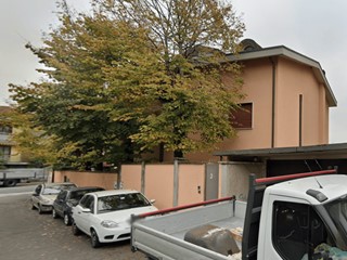 Appartamento in Vendita a Brugherio, 340'000€, 191 m², arredato, con Box