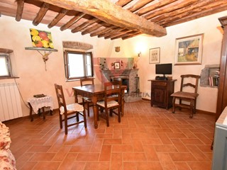 Bilocale in Vendita a Gaiole in Chianti, 185'000€, 61 m², arredato