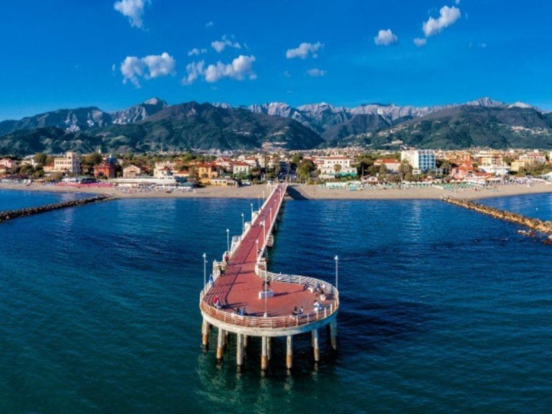 Attività commerciale in Vendita a Massa, zona Marina di Massa, 80'000€, 42 m²