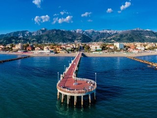 Attività commerciale in Vendita a Massa, zona Marina di Massa, 80'000€, 42 m²