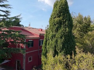 Casale in Vendita a Chianni, 1'195'000€, 650 m², arredato