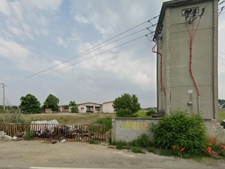 Magazzino in Vendita a Campospinoso, 73'521€, 1850 m²