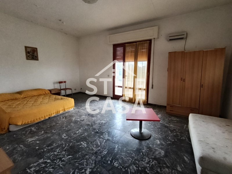 Appartamento in Vendita a Altopascio, 110'000€, 130 m²