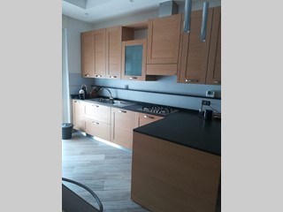 Quadrilocale in Vendita a Carrara, zona Marina di Carrara, 310'000€, 95 m², arredato