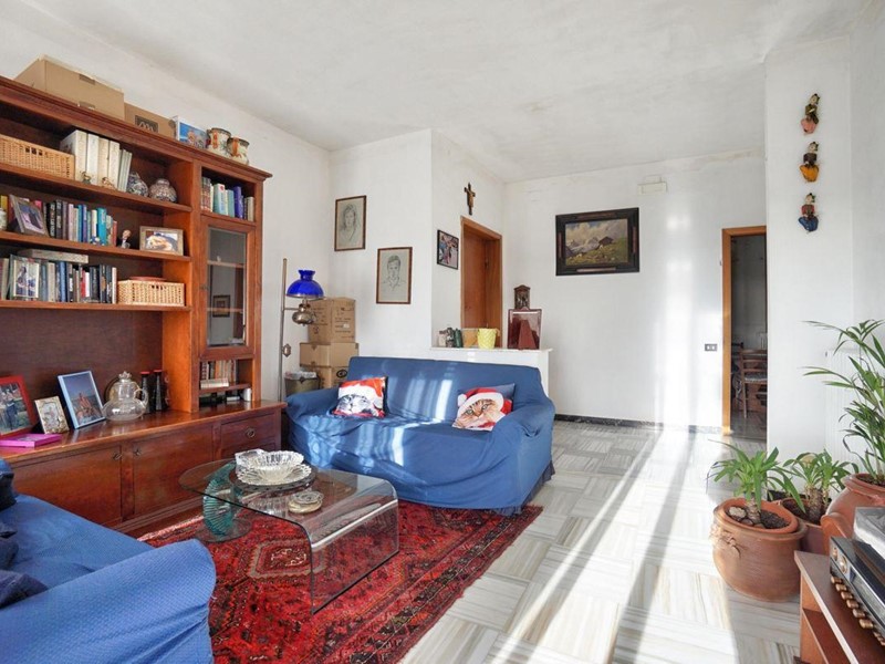 Trilocale in Vendita a Massa, zona Mirteto, 189'000€, 90 m², arredato