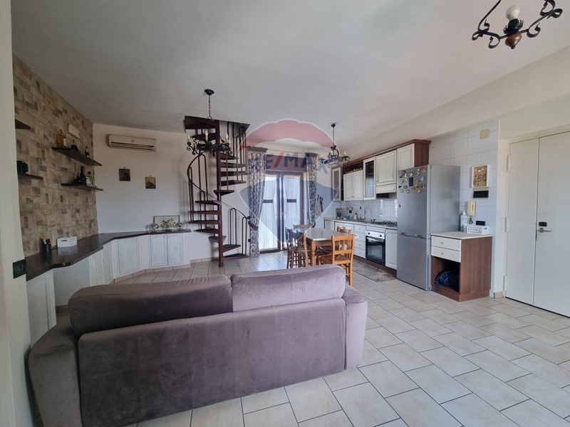 Bilocale in Vendita a Marano di Napoli, 109'000€, 80 m²