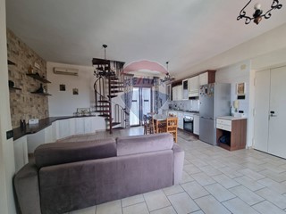 Bilocale in Vendita a Marano di Napoli, 109'000€, 80 m²