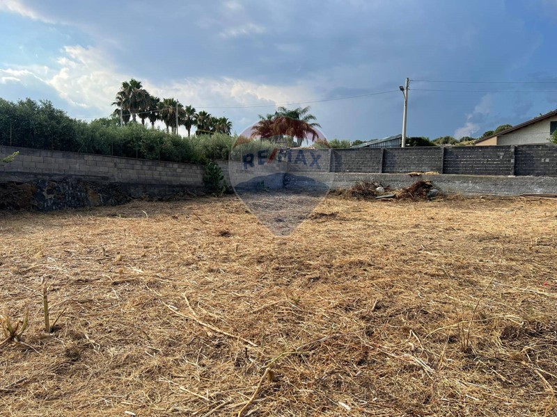 Terreno agricolo in Vendita a Camporotondo Etneo, 39'000&euro;, 1007 m²