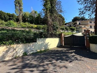 Terreno edificabile in Vendita a Roma, 300'000€, 1807 m²