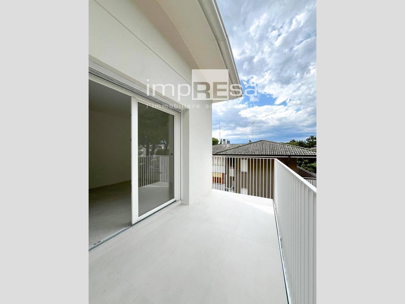 Trilocale in Vendita a Lignano Sabbiadoro, 285'000€, 87 m²