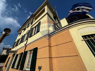 Appartamento in Vendita a Lavagna, 270'000€, 95 m²