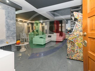 Appartamento in Vendita a Nichelino, 249'000€, 156 m²