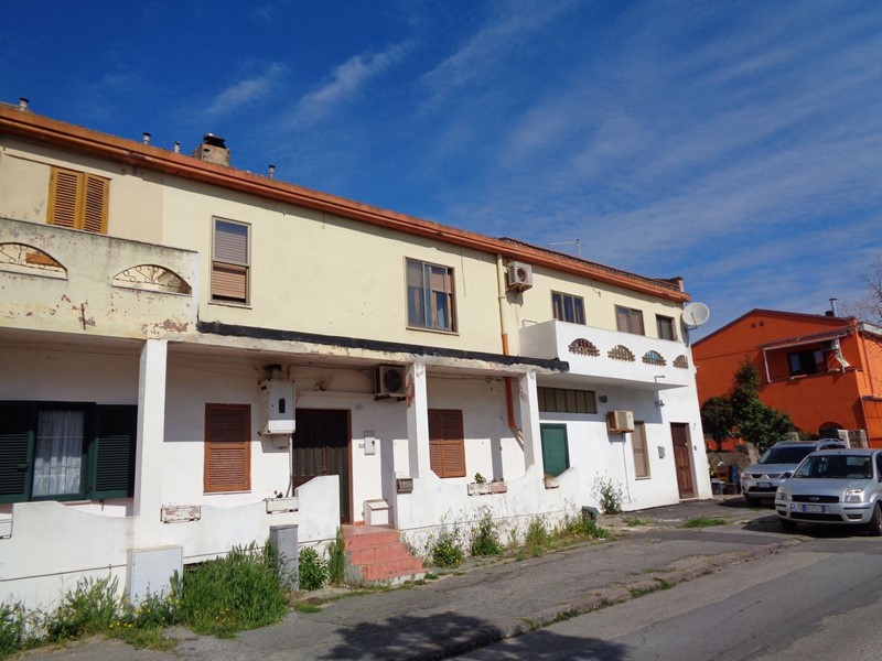 Appartamento in Vendita a Carbonia, 105'000€, 150 m²