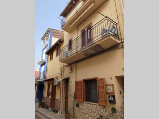 Appartamento in Vendita a Balestrate, 170'000€, 150 m²