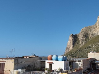 Quadrilocale in Vendita a Palermo, 65'000€, 100 m²