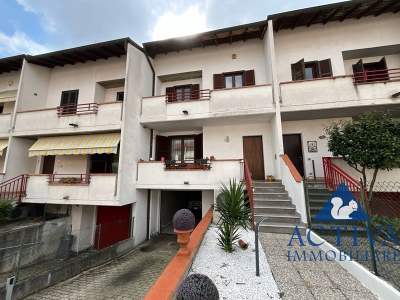 Villetta a schiera in Vendita a Solbiate Olona, 268'000&euro;, 180 m²