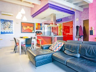 Quadrilocale in Vendita a Catania, 149'000&euro;, 130 m²