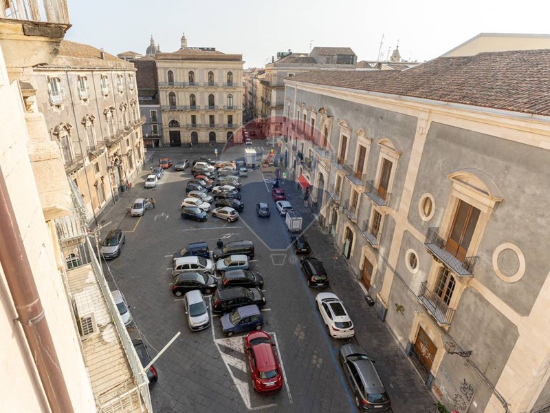 Quadrilocale in Vendita a Catania, 240'000&euro;, 120 m²