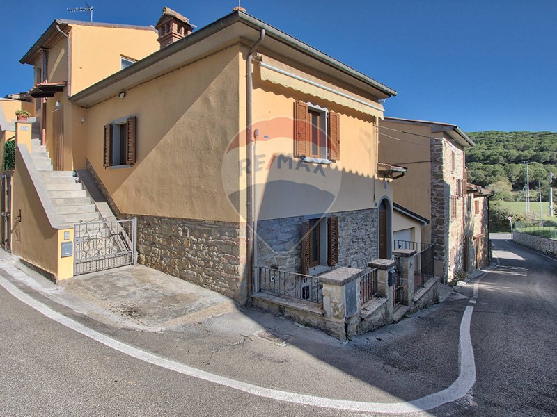 Casa Semi Indipendente in Vendita a Civitella in Val di Chiana, 78'000€, 90 m²