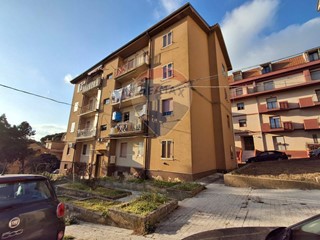 Quadrilocale in Vendita a Calascibetta, 40'000€, 100 m²