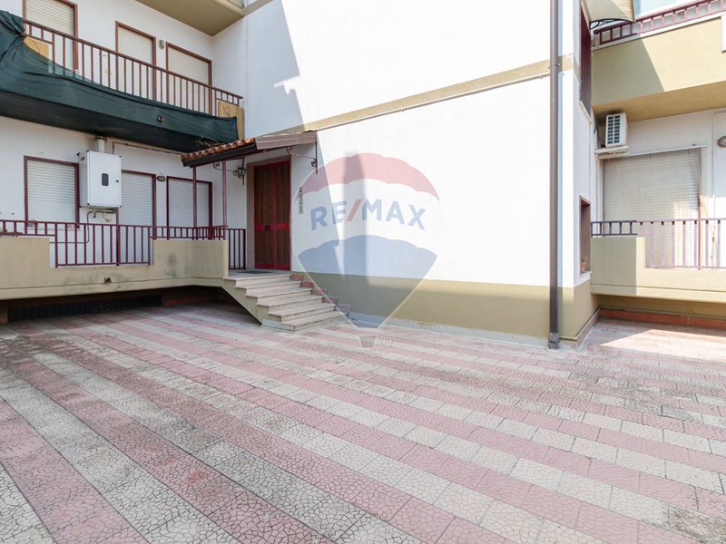 Quadrilocale in Vendita a Linguaglossa, 69'000&euro;, 119 m²