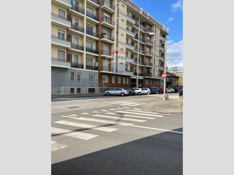 Quadrilocale in Vendita a Torino, 168'000€, 113 m²
