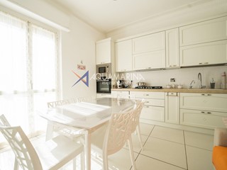 Quadrilocale in Vendita a Pietrabruna, 115'000€, 95 m²