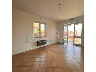 Ufficio in Vendita a Rottofreno, 65'000€, 65 m²