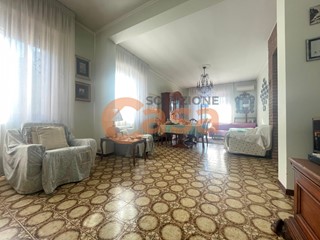 Quadrilocale in Vendita a Piacenza, 190'000€, 135 m²