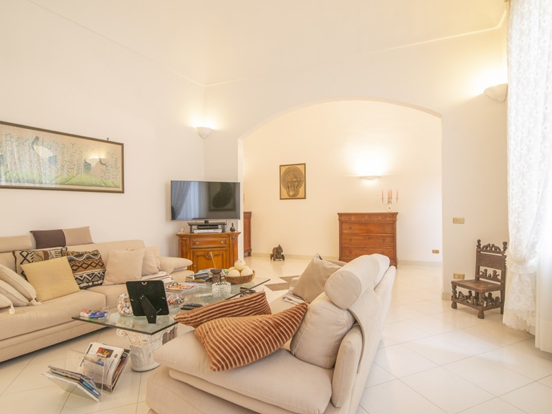 Trilocale in Vendita a Piacenza, 445'000€, 258 m²