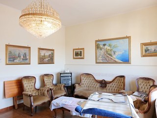 Quadrilocale in Vendita a Mariglianella, 135'000€, 120 m²