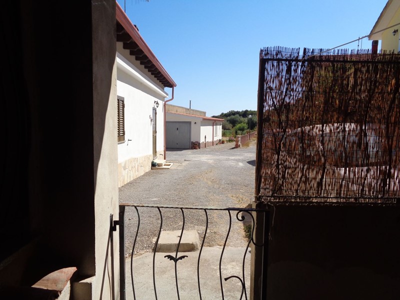 Appartamento in Vendita a Carbonia, 120'000€, 145 m²