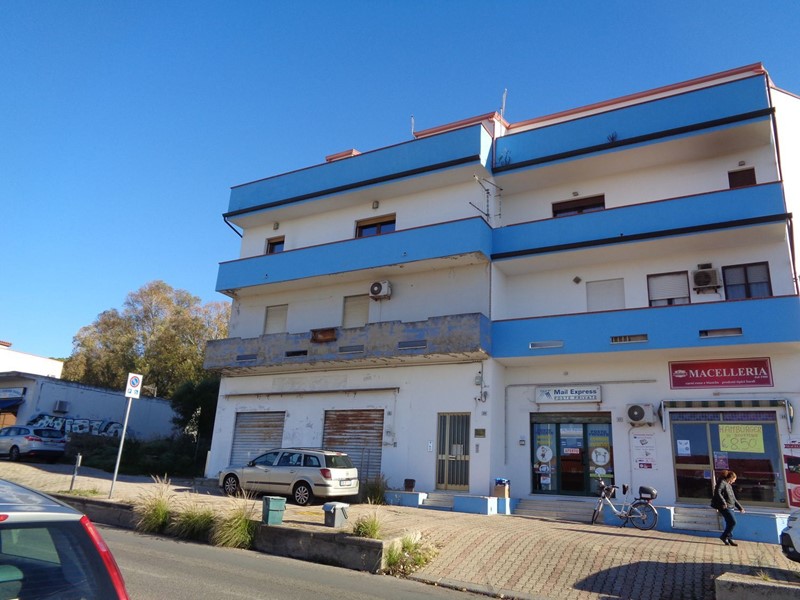 Quadrilocale in Vendita a Carbonia, 75'000€, 130 m²