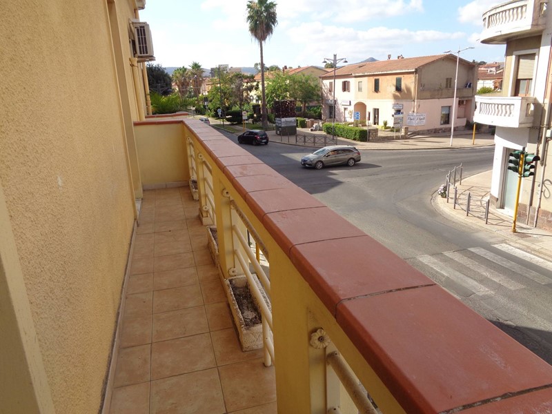 Appartamento in Vendita a Carbonia, 80'000&euro;, 100 m²