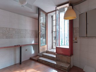 Immobile commerciale in Affitto a Foligno, 400€, 36 m²