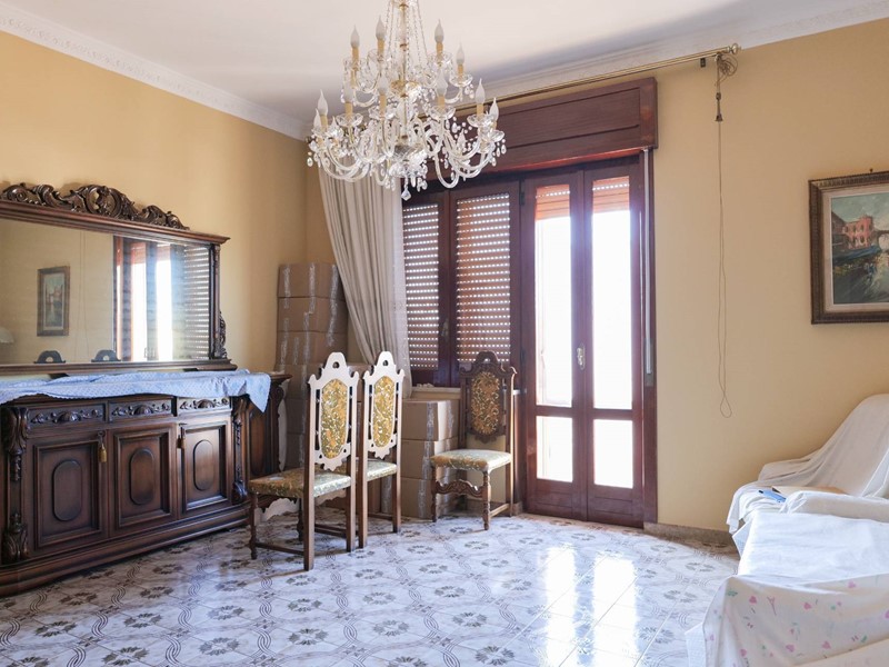 Quadrilocale in Vendita a Mariglianella, 135'000€, 120 m²