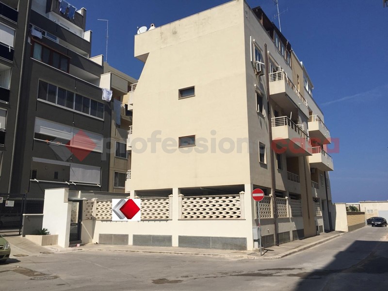 Box in Vendita a Bari, 25'000€, 28 m²