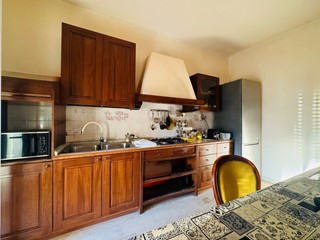 Trilocale in Vendita a Casale di Scodosia, 75'000€, 102 m², arredato