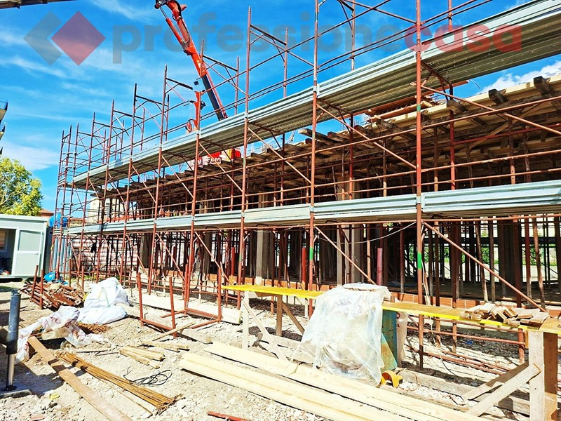 Villa bifamiliare in Vendita a Piedimonte San Germano, 215'000€, 100 m²