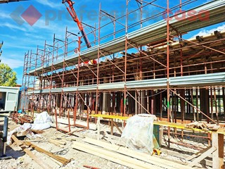 Villa bifamiliare in Vendita a Piedimonte San Germano, 215'000€, 100 m²