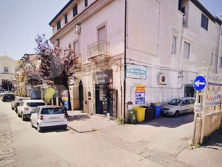 Ufficio in Affitto a Aversa, 650€, 70 m²