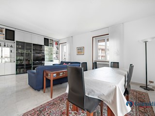 Quadrilocale in Vendita a Milano, 650'000€, 150 m²