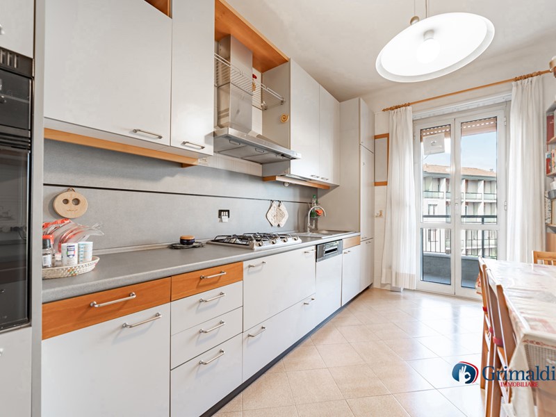 Appartamento in Vendita a Milano, 650'000€, 150 m²