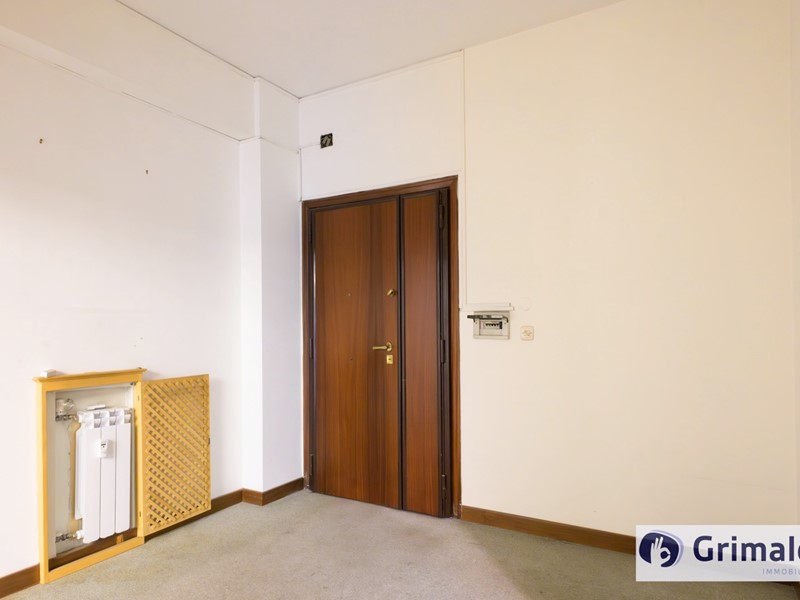 Appartamento in Vendita a Roma, 460'000&euro;, 150 m²