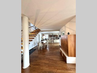 Appartamento in Vendita a Venezia, 278'000€, 140 m²