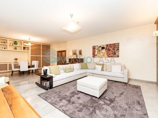 Trilocale in Vendita a Milano, 920'000€, 162 m²